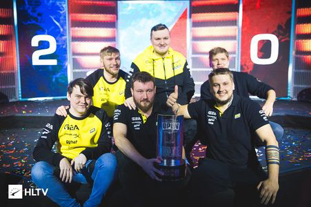 亚马尔凭借 亚马尔凭借